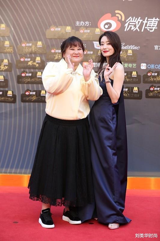 刘美华时尚|贾玲真的很会搭配，穿的裙子可爱还甜美，比其他女明星更有特色