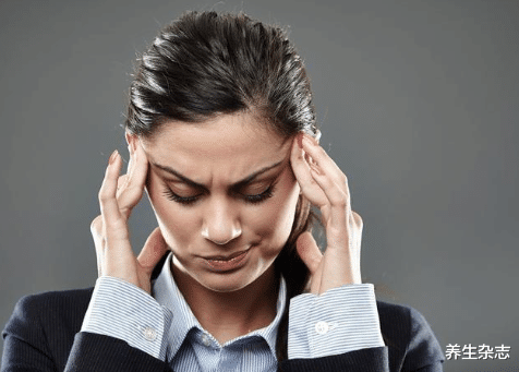 甲状腺癌|甲状腺癌变，身体会出现这4个症状，及时医治，别拖到恶变