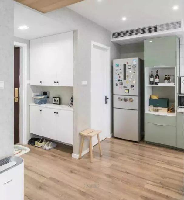 玄关鞋柜就这样装，这12家业主装修的鞋柜，一个个漂亮又实用！