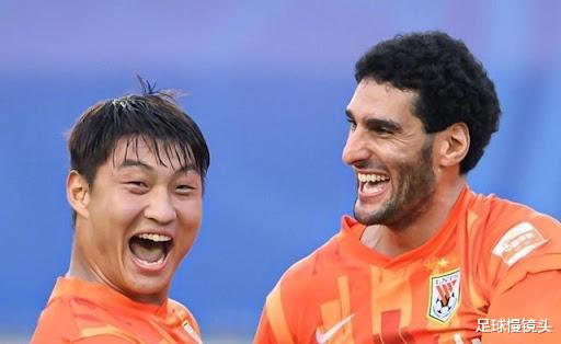 郭田雨|45-35！中超冠軍即將誕生，郝偉笑了：沖雙冠王，郭田雨?duì)幗鹧?
onload=