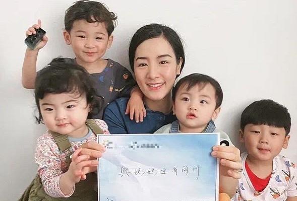 结扎|低配版谢霆锋结婚四年生4子，现已结扎，落魄到开公交车维持生计