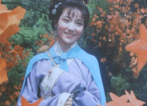 赵丽蓉|1999年那一夜，赵丽蓉为自己选好遗照，穿好寿衣，虚弱请求安乐死