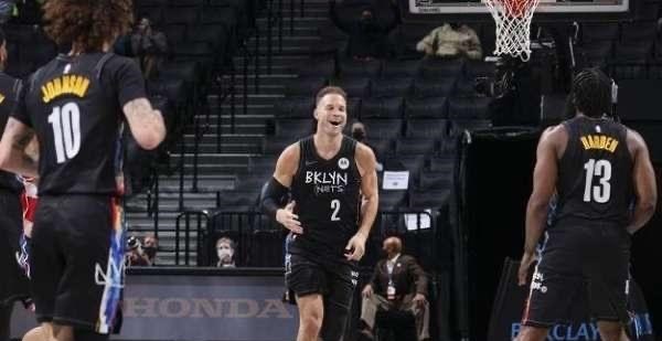 清浅微笑的我|再见篮网!第四巨头沮丧离队!三巨头吸引力不再,恐成最大笑话