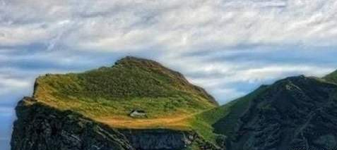 马尔代夫 世界上最“孤独”的一户人:独占40万公里岛屿,真正的与世隔绝