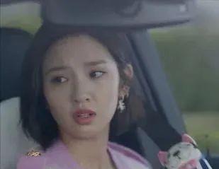 张若昀|整容、改年龄、玩暧昧，唐艺昕黑历史一箩筐，张若昀为啥娶她？