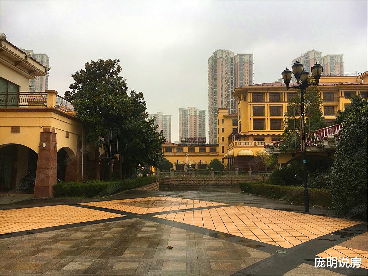 房价|我国规模最大的9个住宅小区，人口总量超县级市，坐拥小学和大学