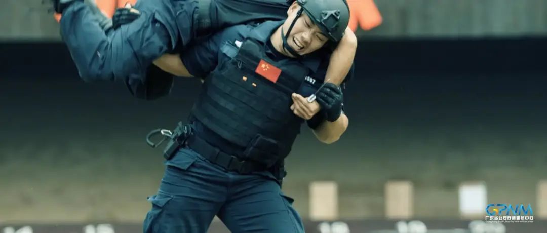 广东公安 警界新青年｜我正青春——致敬每一位拼尽全力的你！