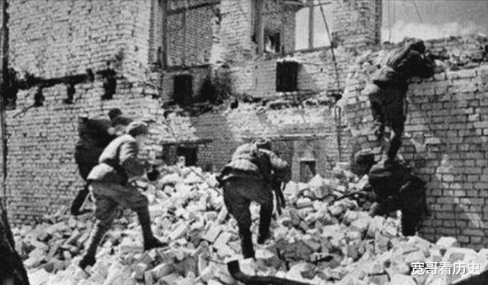 巴甫洛夫|德军为什么迟迟攻不下巴普洛夫大楼？