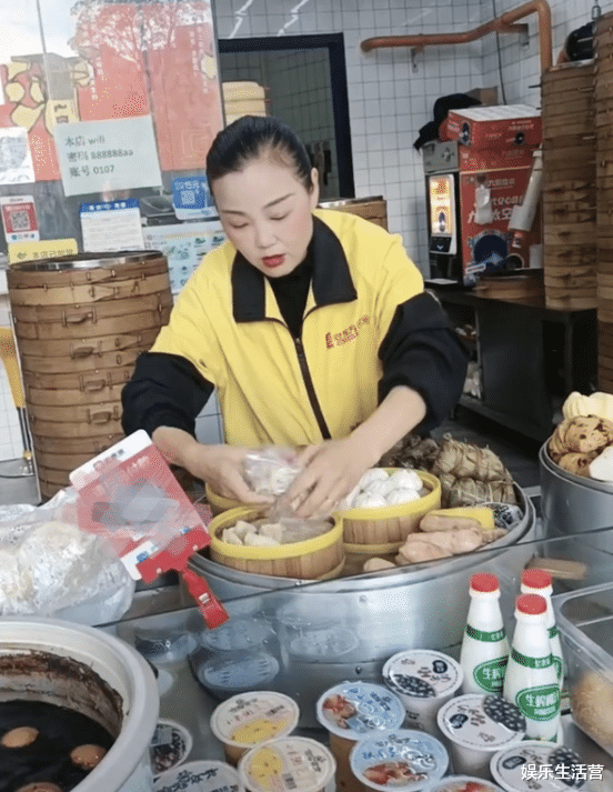 |孙海洋撸起袖子做包子，孙妈透露孙卓又偏科，弟弟孙辉要考哈佛