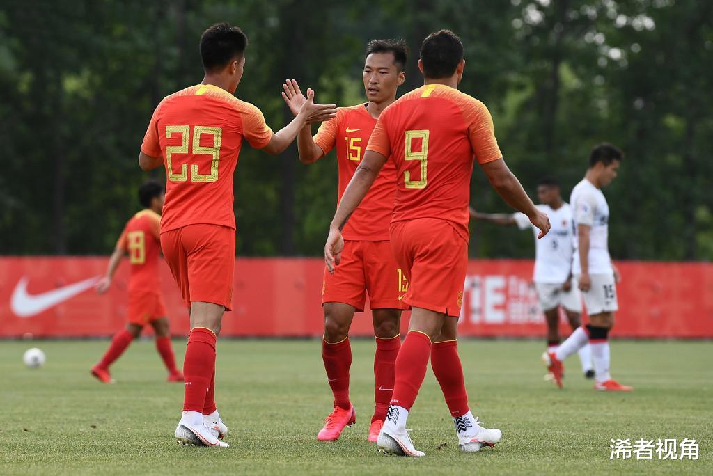 武磊|反轉(zhuǎn)！中國足球傳來重磅消息：李鐵做出重要決定，武磊迎來大利好