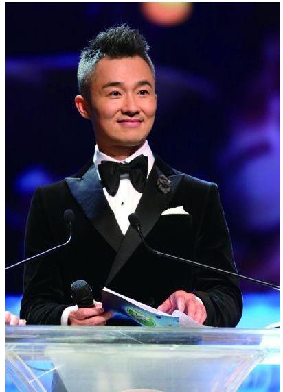 主持人|主持人程雷：42岁娶小18岁同行，如今因吃席前程被毁