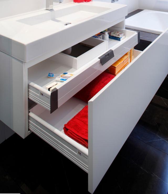 越来越多人装修都做这种夹缝柜，我家卫生间做了，收纳量大一倍！