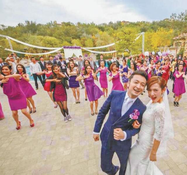 尼格买提|尼格买提：30岁娶帕夏古丽，结婚8年没有孩子，风光背后有眼泪