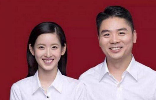 结婚照|有种秀恩爱叫唐嫣“结婚照”，别人都一本正经，而她却跟别人不一样