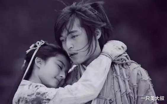 刘亦菲|刘亦菲疑新恋情曝光，深扒她的隐秘情史，和背后的富豪干爹