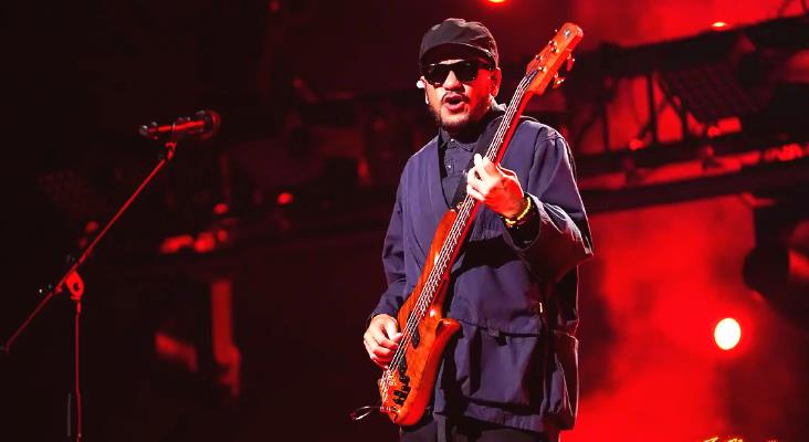 吴莫愁|《闪光的乐队》张碧晨广受好评，吴莫愁燃炸全场，唱功圈粉无数！