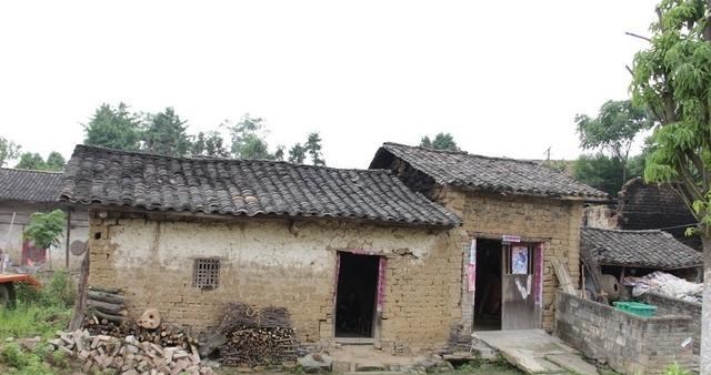 信阳|老祖宗忠告：家有滴泪屋，三年一场哭，啥是“滴泪屋”，有道理吗