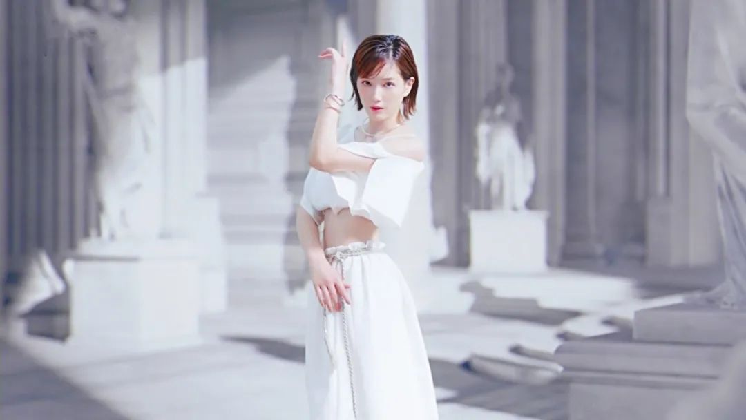 本田翼|日本新任CM女王，人送外号小翅膀，一双媚眼令人沦陷