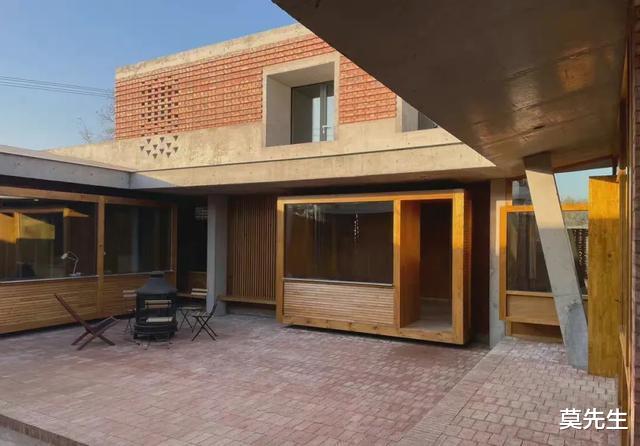 花132万改成红砖毛坯房后续：设计师自住房涉嫌违建，要翻车了？