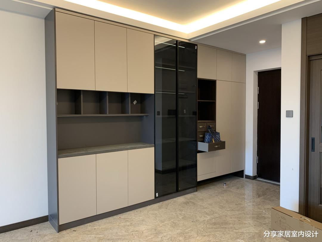 |新房硬装终于完工，全屋最满意定制的柜子，不做电视墙非常满意！