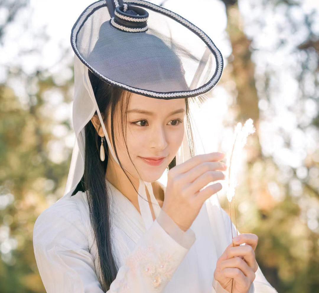 章子怡|《雪中悍刀行》高冷女配，曾是杨颖闺蜜，2人演技被指如出一辙