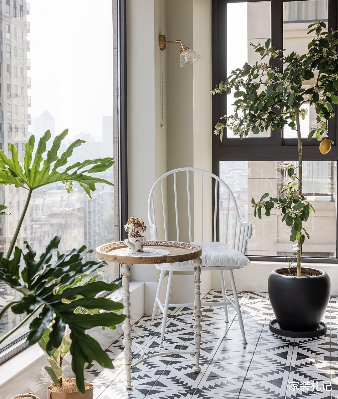 感受温柔的力量,139㎡混搭三房,简净素雅随心而居