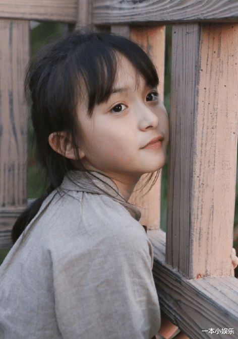 梁静茹|2岁出道年入百万的“小芈月”，因太漂亮被禁止整容，如今成这样