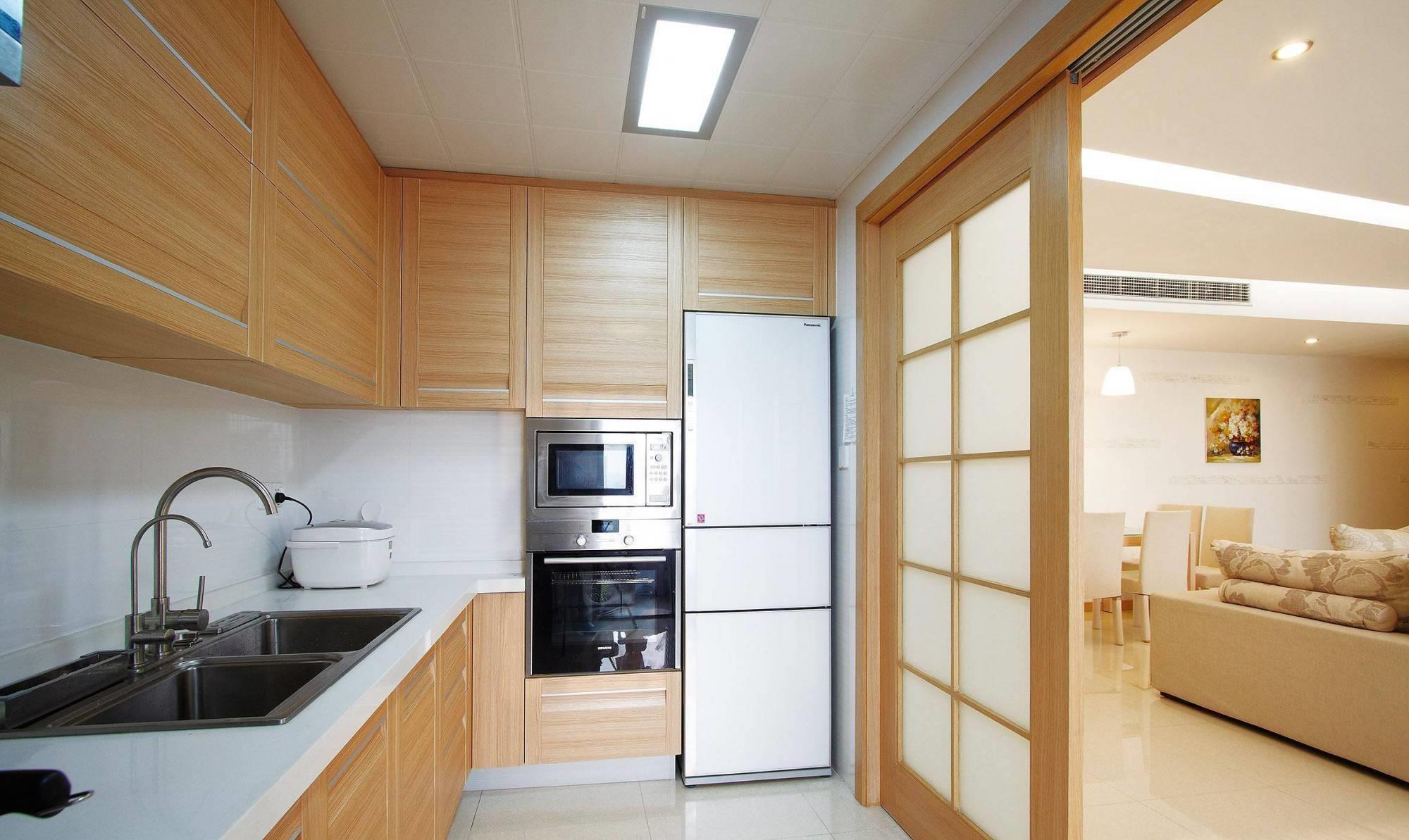 |装修时顺手在厨房里做了6件小事，入住一年后厨房还跟新的一样
