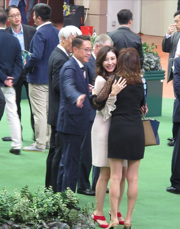 李嘉欣|“金牌小三”李嘉欣,曾是“港姐中的港姐”,如今却胖到认不出来