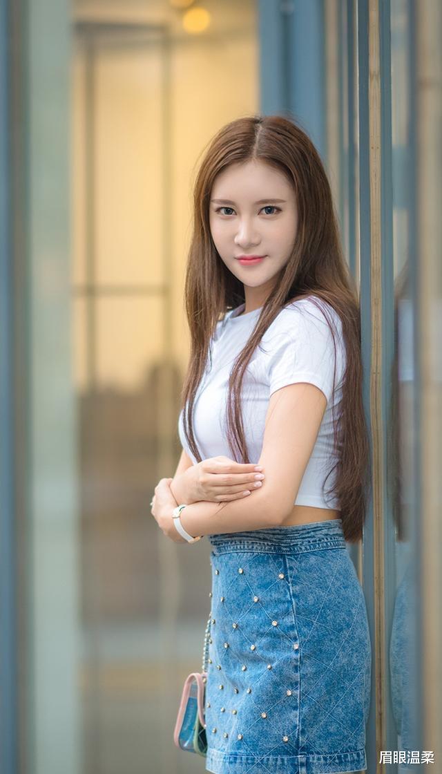 眉眼温柔 要想提升穿搭质感,与其从“时髦”着手,不如提升自身的气质感