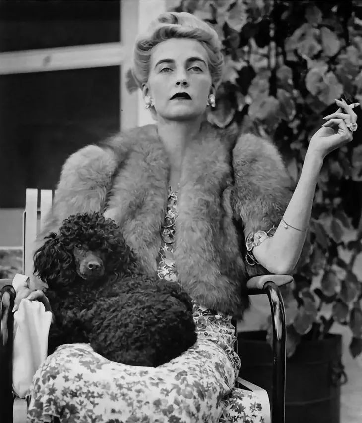 日本|3次嫁王子的美国富婆：7段婚姻找不到爱，死前账户只剩3000块美金