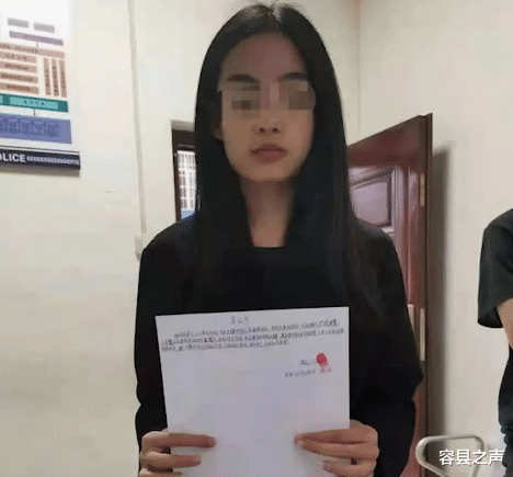 容县之声 广西两学生楼顶围墙外拉扯,理由竟是想“吹吹风”