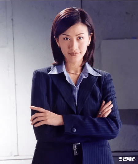 刘涛|“女精英”别硬演，有人走路带风好霸道，有人腻出一身的油