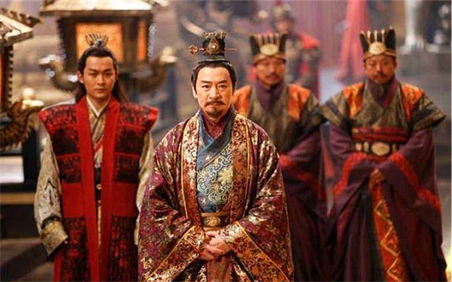 唐太宗|李渊退位后生育一大堆孩子，李世民头痛不已，武则天一招轻松解决
