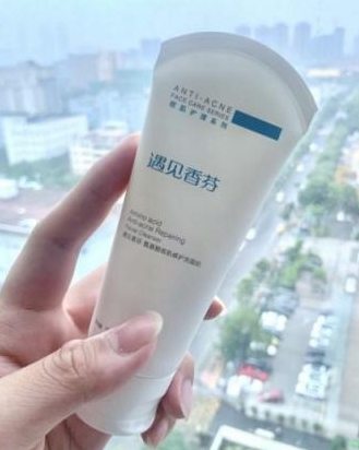 |油皮护肤品你选对了吗?别在拼命补水了,油皮护肤最全攻略!