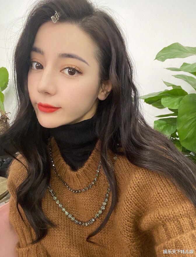 冬至|明星庆冬至节：肖战吃得少，王一博很霸总，朱一龙休闲，她诚意足