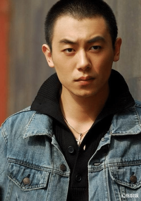 朱亚文|与9年初恋分手，转身娶陈思诚前女友，37岁朱亚文活成人生赢家