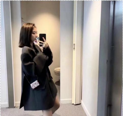 项思醒|项思醒旧照曝光，丑小鸭秒变白天鹅，网友：换头就是为了当“女海王”？