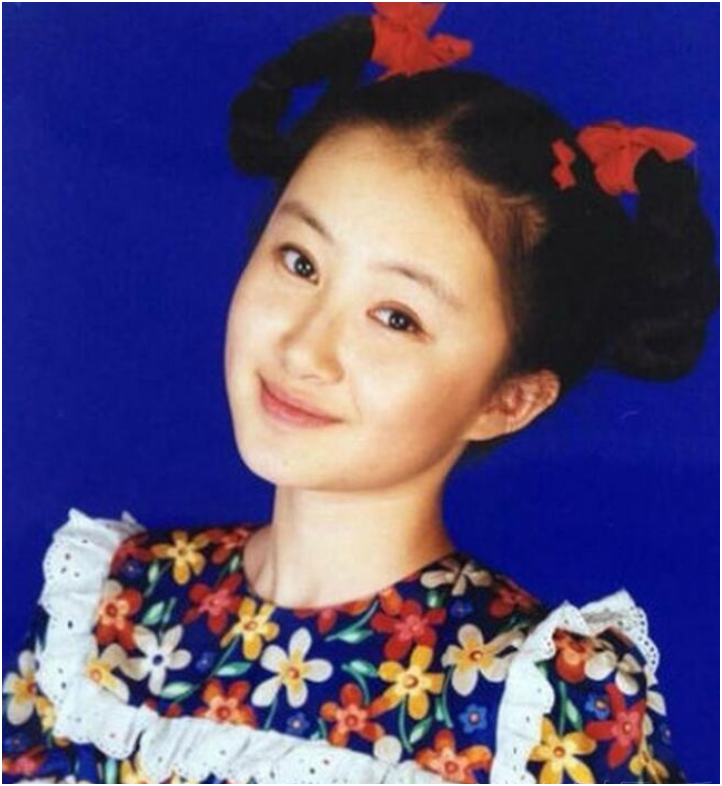 黄景瑜|舒畅怎么就不火了？这还要从她的家庭作坊和“三滴血事件”说起