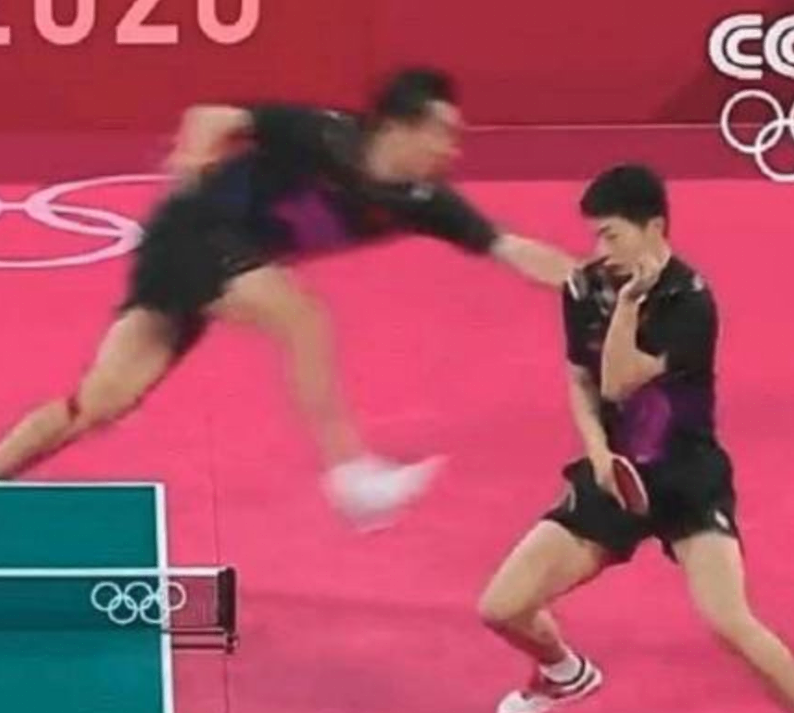 |這發(fā)球姿勢(shì)拿捏了