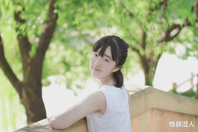 情感湿人 长时间单身的中年女人处在这3个时期，大多会主动“找男人”