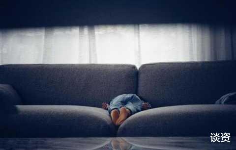 宋祖儿|黄磊一家五口出游被拍，三胎小儿子罕见现身，15岁多多身高瞩目