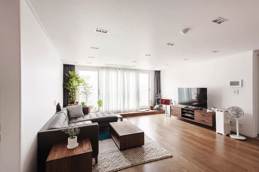 130㎡二手房改造,打造多功能极简大宅