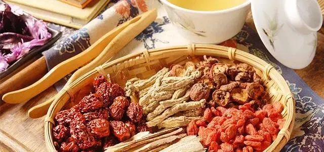 健康缘来很简单|最全的常见食物性味表！快收藏，下次照着它吃，疗效比药还好！