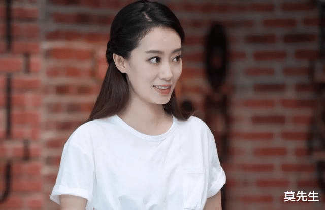 张小斐|《你好李焕英》票房近10亿,张小斐总算被贾玲带火了,她成腕了