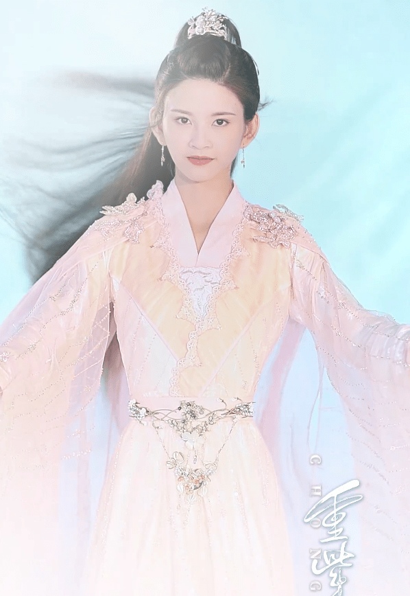 杨超越|杨超越大女主仙侠剧来了，定妆照“美出天际”，男主却略显逊色！