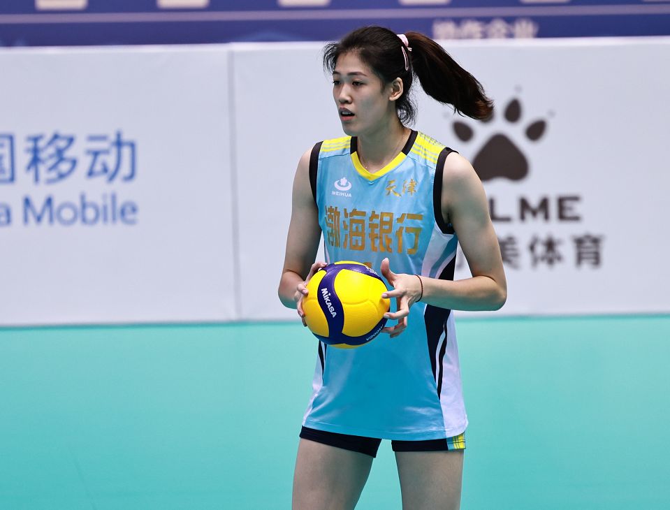 李盈瑩|李盈瑩51連勝破紀錄！蔡斌剛被夸完就輸了，王寶泉才是郎平接班人