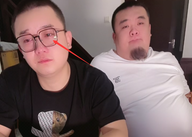 大蒜|泡泡龙去世105天，红雨老师正式宣布团队解散，透露大蒜涛患重度脂肪肝