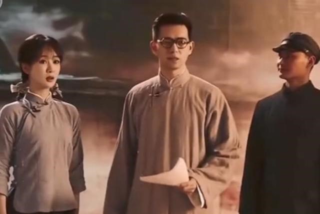 何沐青谈|七一晚会:李现杨紫同框,王一博自拍引众星聚集,靳东插不进去