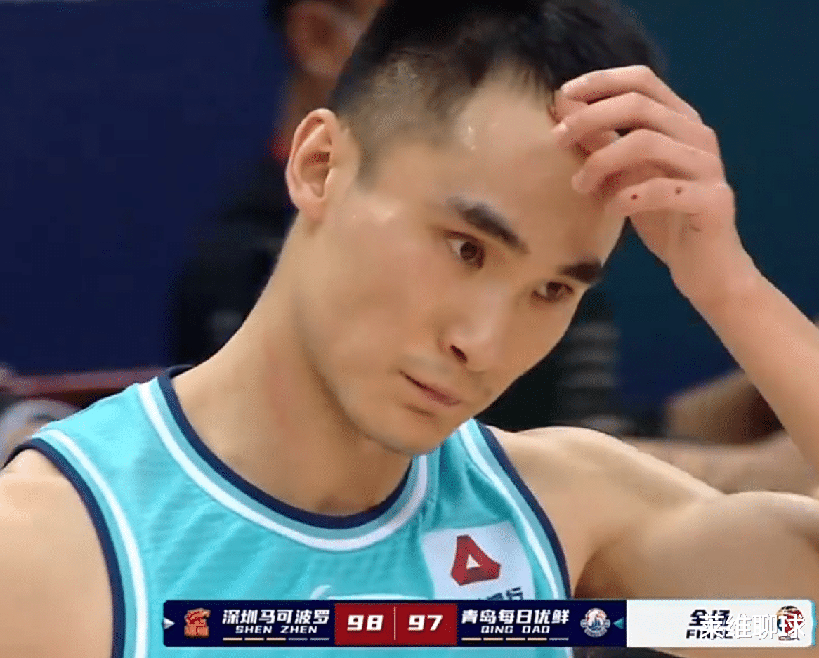 青岛男篮|CBA荒唐一幕!最后24秒毁掉经典一战,10米外强行抛投三分三不沾